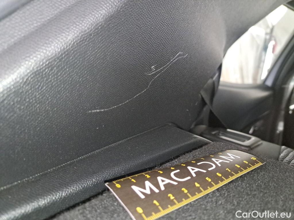  Peugeot  2008 PEUGEOT  / 2019 / 5P / Crossover 1.5 BLUEHDI 130 S&S EAT8 GT Line #3