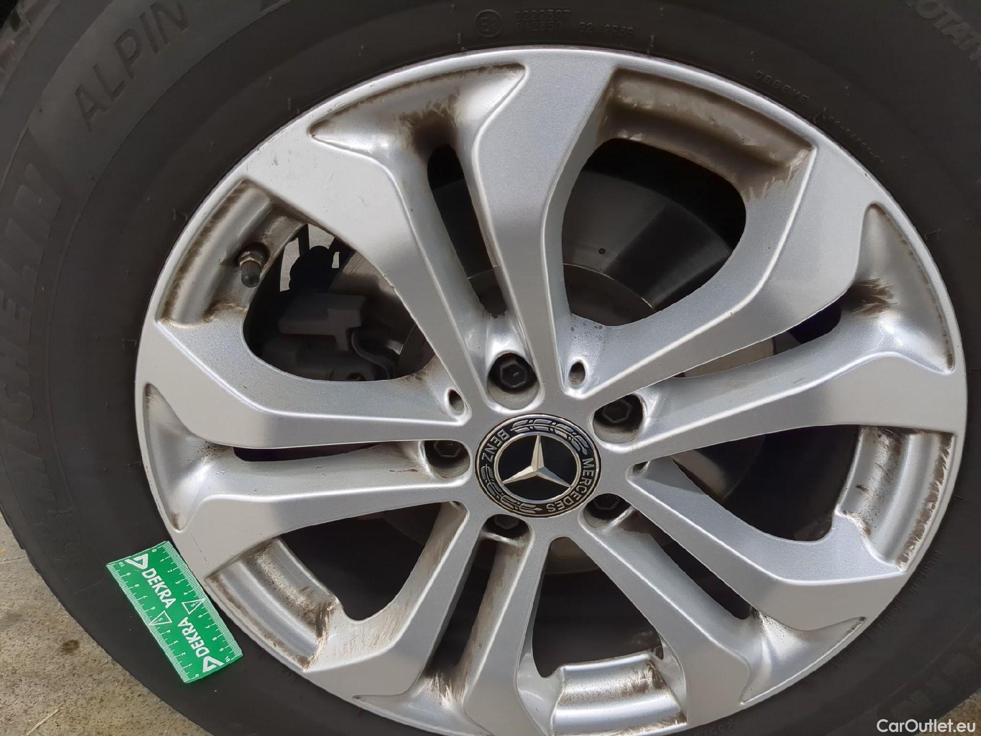  Mercedes  G-Klasee MERCEDES-BENZ Classe GLC 5p SUV GLC 220 d Business 4Matic #9