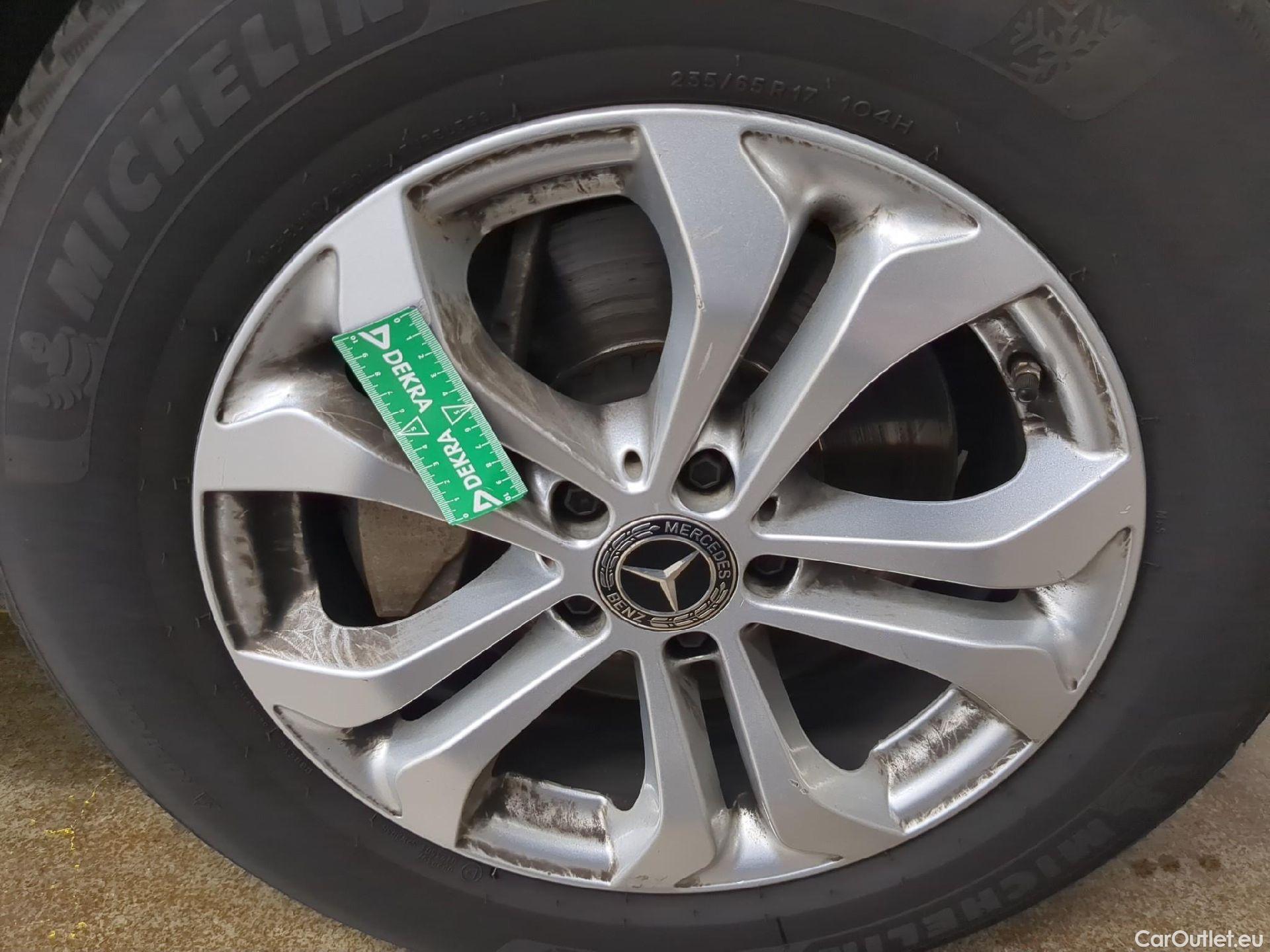  Mercedes  G-Klasee MERCEDES-BENZ Classe GLC 5p SUV GLC 220 d Business 4Matic #1