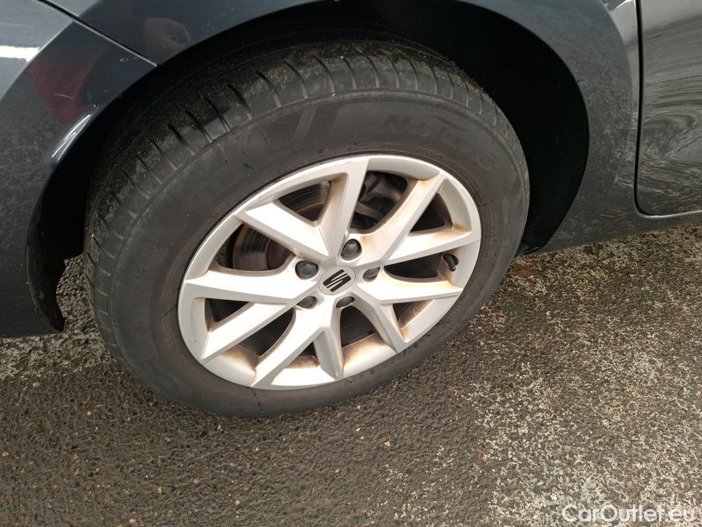  Seat  Leon SEAT  Sportstourer / 2020 / 5P / Break 2.0 TDI 150 DSG S&S Style Business #4