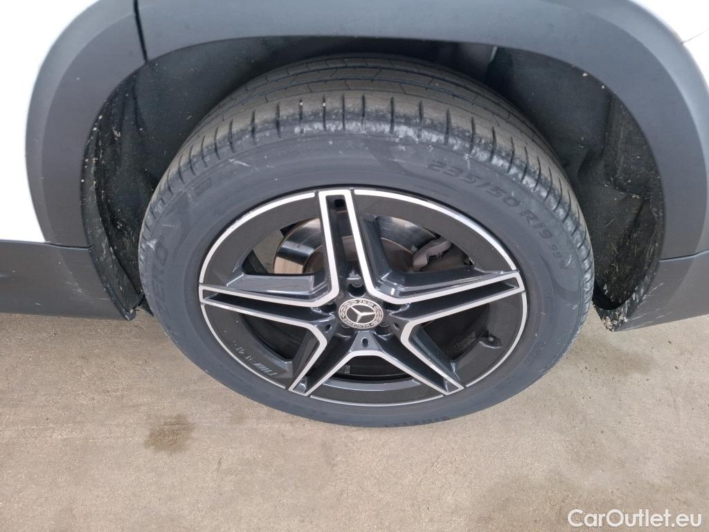 Mercedes  GLB MERCEDES-BENZ  / 2019 / 5P / SUV  200 d AMG Line #13