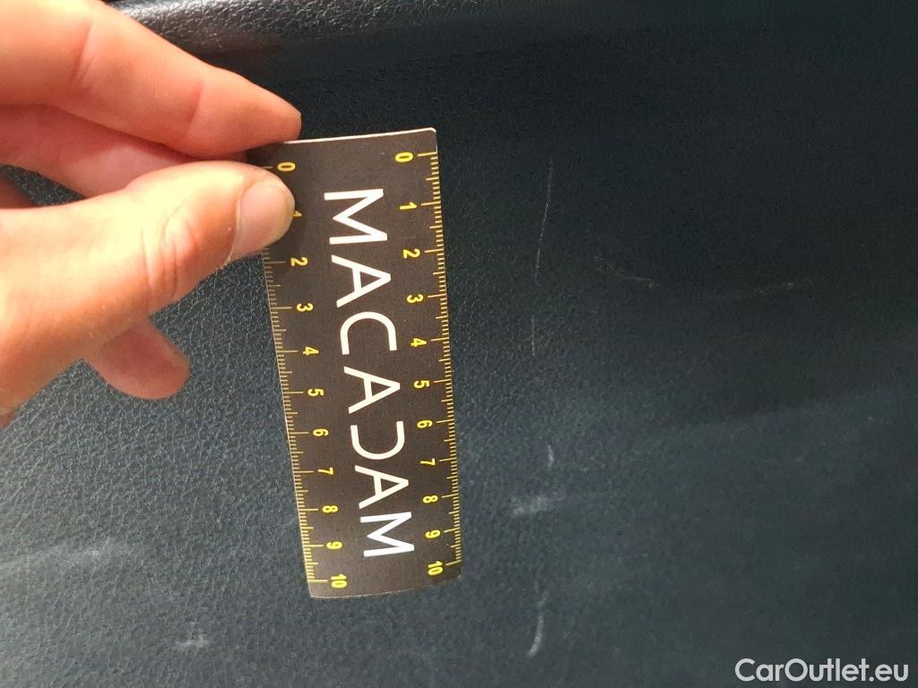  Mercedes  GLB MERCEDES-BENZ  / 2019 / 5P / SUV  200 d AMG Line #9