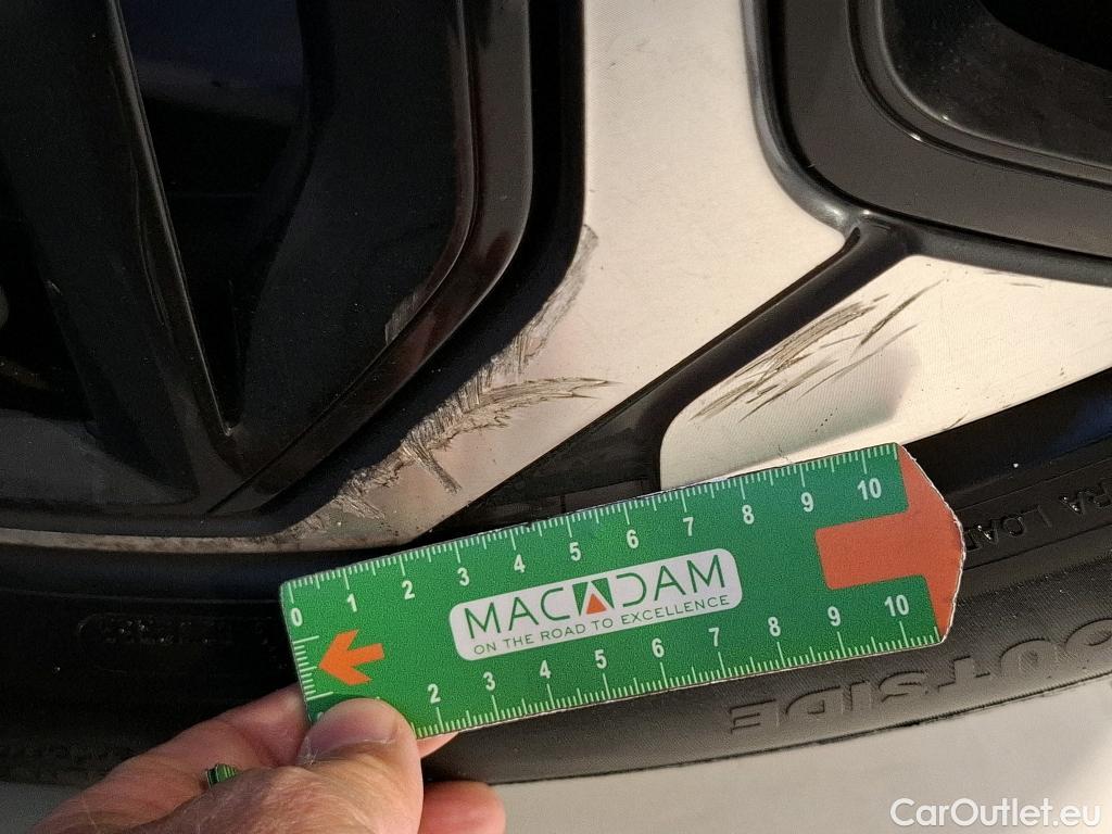  Citroen  C4  Berline Feel Pack 1.5 BlueHDI 130CV BVA8 E6d #9