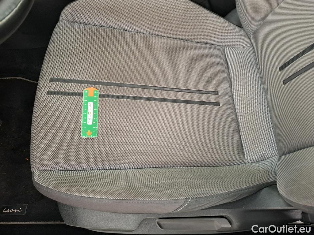  Seat  Leon SEAT  Sportstourer / 2020 / 5P / Break 2.0 TDI 150 DSG S&S Style Business #13