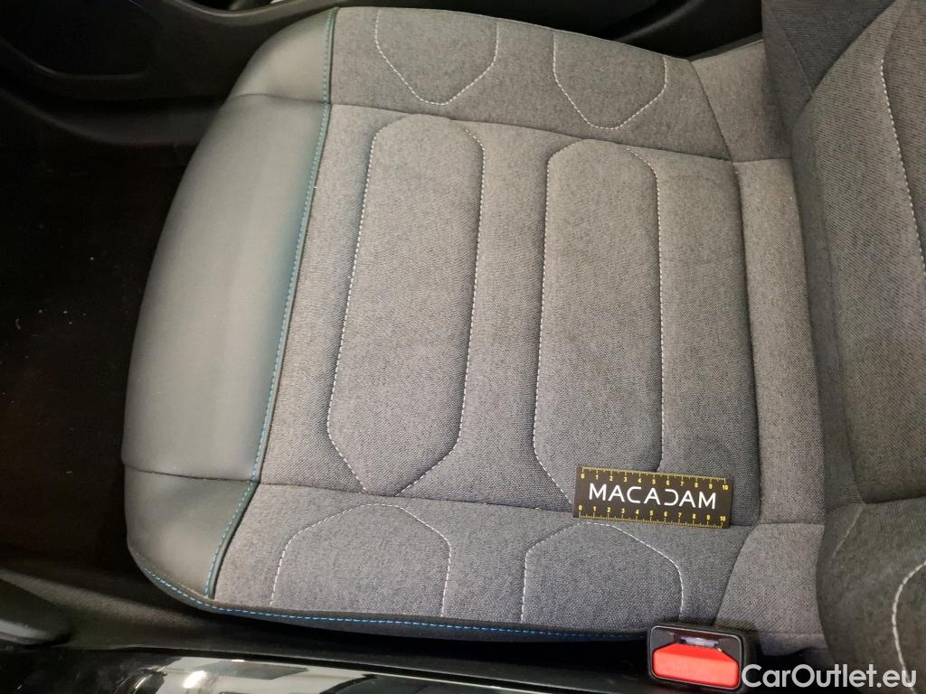  Citroen  C4  Berline Feel Pack 1.5 BlueHDI 130CV BVA8 E6d #35