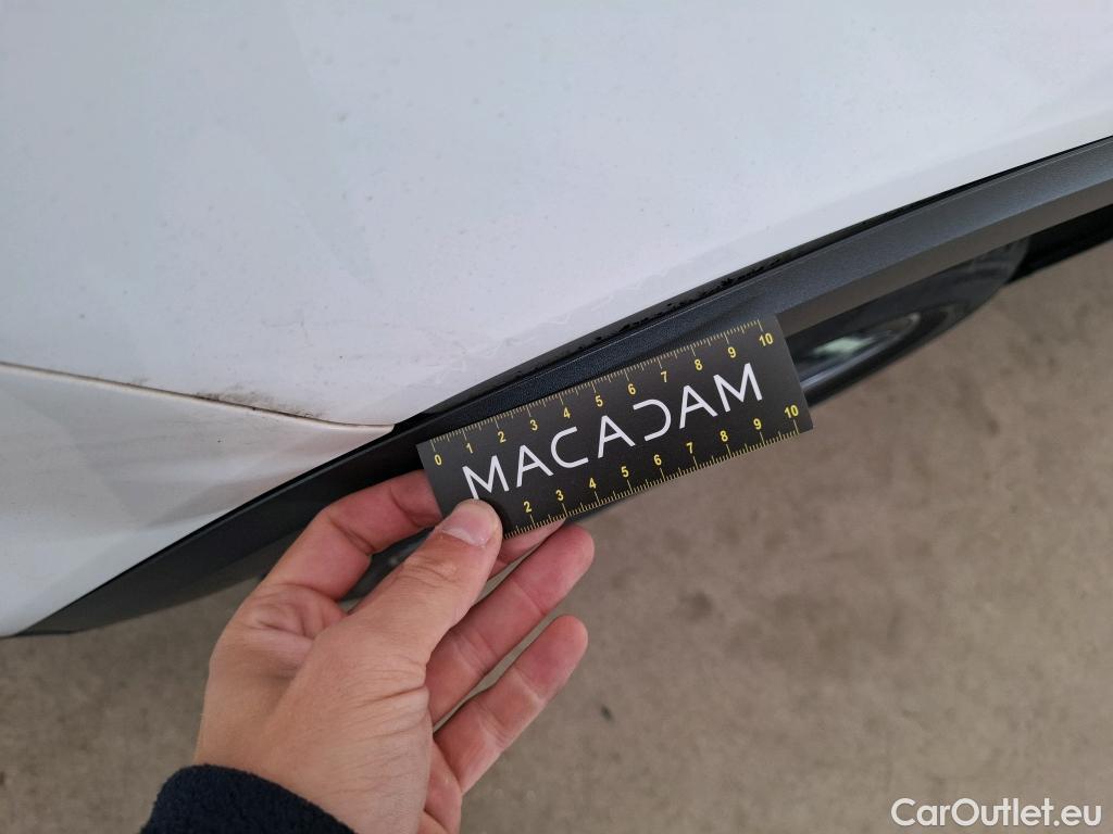  Mercedes  GLB MERCEDES-BENZ  / 2019 / 5P / SUV  200 d AMG Line #37