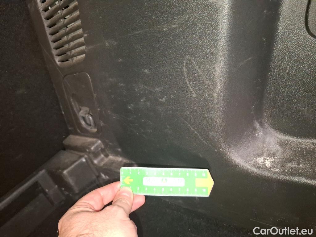  Opel   Grandland X Grandland X Elegance Business 1.5 130CV BVA8 E6d #16