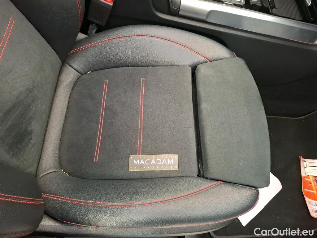  Mercedes  GLB MERCEDES-BENZ  / 2019 / 5P / SUV  200 d AMG Line #23