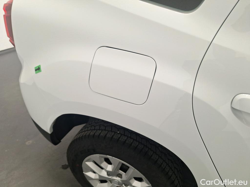  Dacia  Duster 1.5 Blue dCi 115CP Comfort 4WD #7