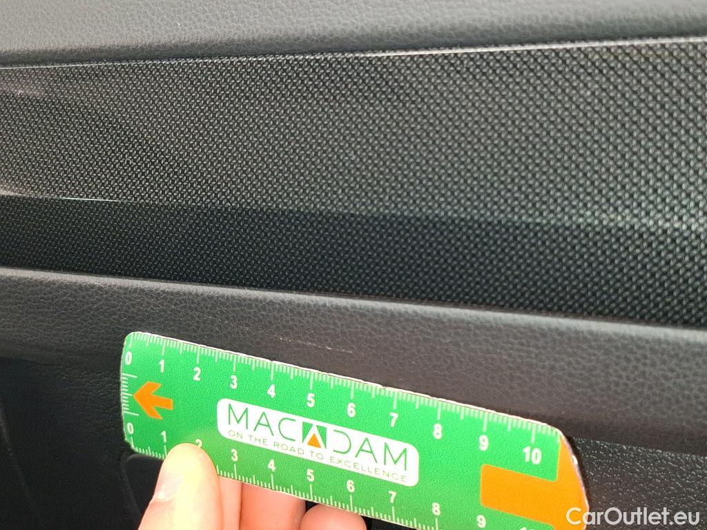  Volkswagen  Tiguan VOLKSWAGEN  / 2020 / 5P / SUV 2.0 TDI 150 BVM6 Life Business #21