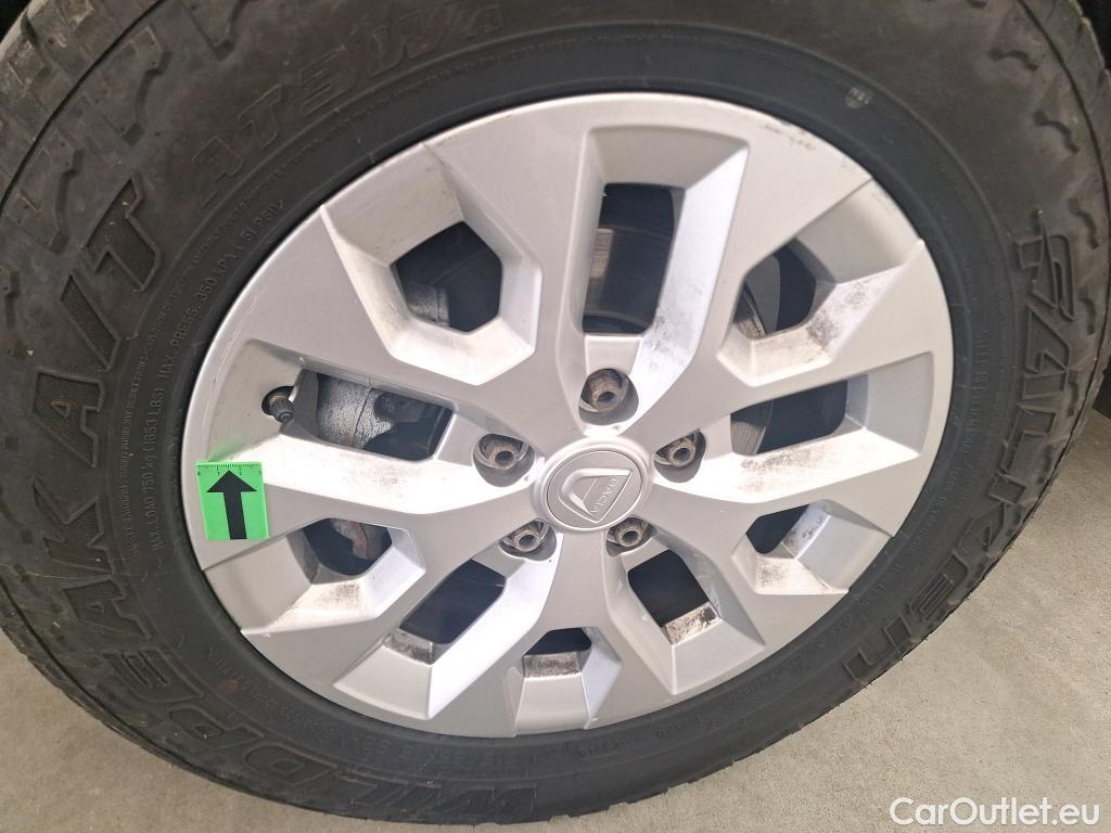  Dacia  Duster 1.5 Blue dCi 115CP Comfort 4WD #13