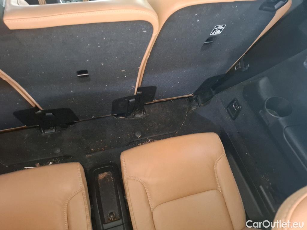  Volvo  XC90 VOLVO  / 2019 / 5P / SUV B5 AWD 235 Geartronic 8 Inscription Luxe #9