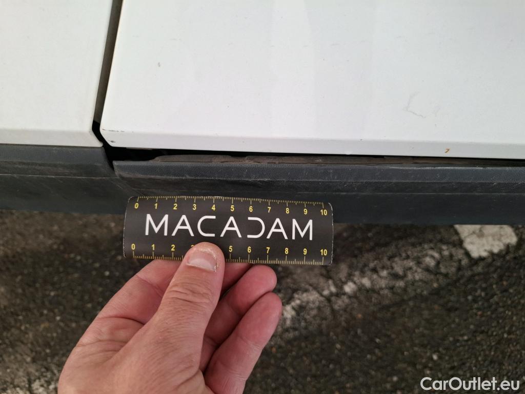  Volkswagen  T-ROC VOLKSWAGEN  5p SUV 1.6 TDI 115 LOUNGE BUSINESS #41