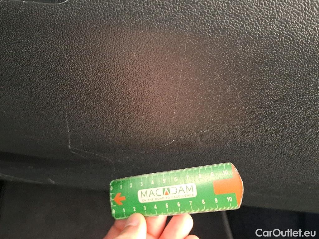  Volkswagen  Tiguan VOLKSWAGEN  / 2020 / 5P / SUV 2.0 TDI 150 BVM6 Life Business #18