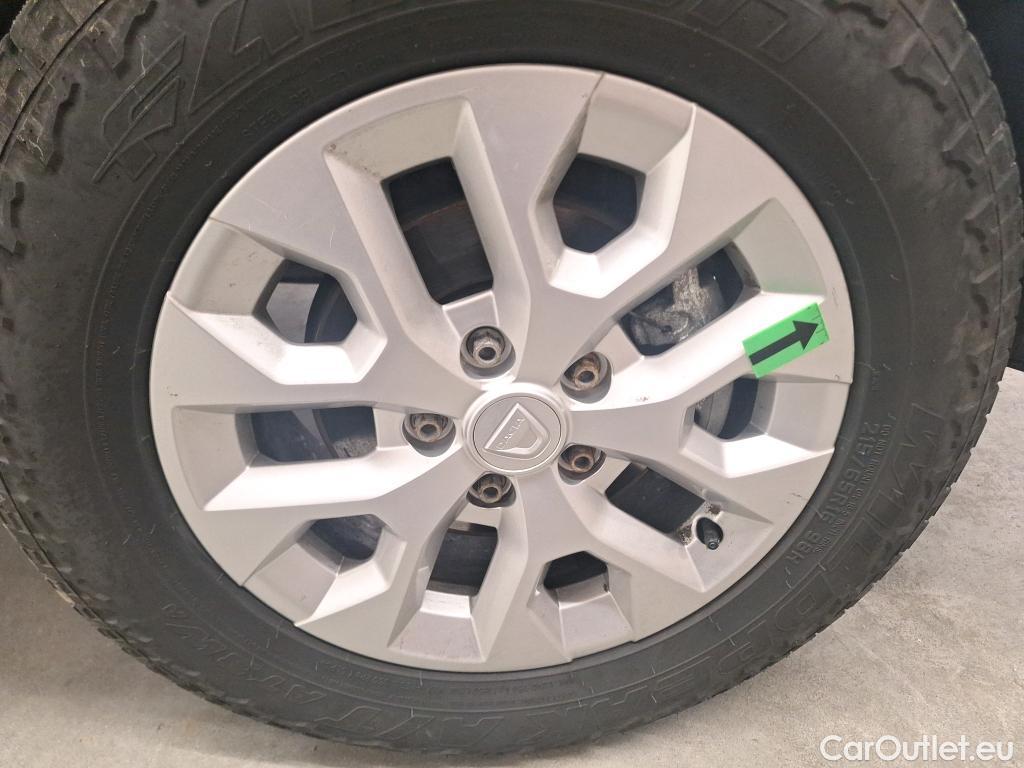  Dacia  Duster 1.5 Blue dCi 115CP Comfort 4WD #17