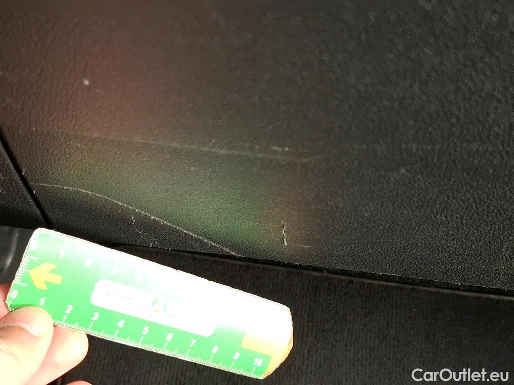  Volkswagen  Tiguan VOLKSWAGEN  / 2020 / 5P / SUV 2.0 TDI 150 BVM6 Life Business #19