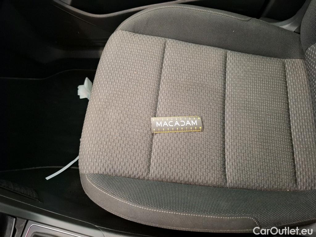  Volkswagen  Touran  Lounge Business BMT/Start-Stopp 2.0 TDI 150CV BVA7 E6d #20