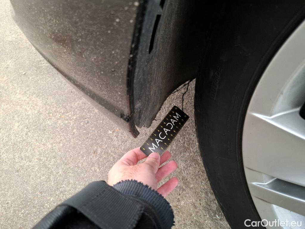  Volkswagen  Golf  VOLKSWAGEN SW / 2020 / 5P / Break 2.0 TDI SCR 115 DSG7 Life Business #17