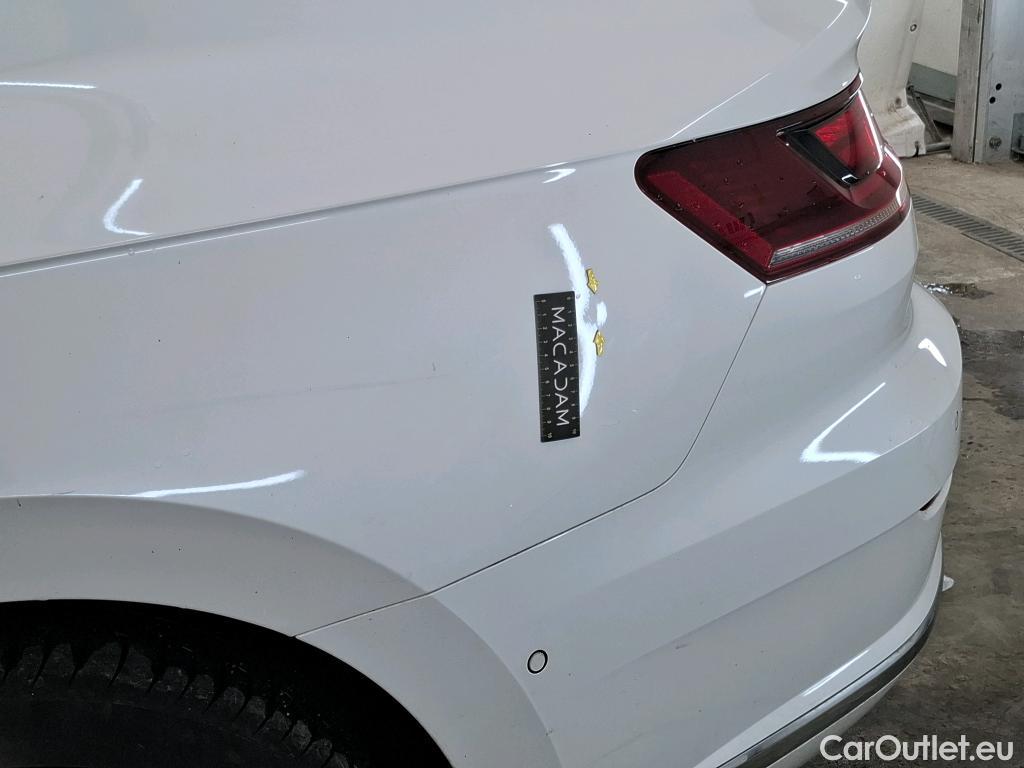  Volkswagen  Arteon VOLKSWAGEN  / 2017 / 5P / Berline 2.0 TDI 190 DSG7 4X4 ELEGANCE EXCLUSIVE #16