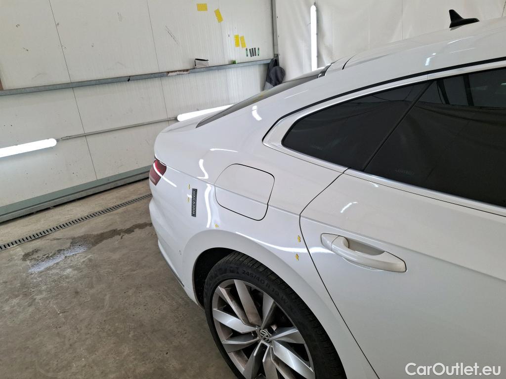  Volkswagen  Arteon VOLKSWAGEN  / 2017 / 5P / Berline 2.0 TDI 190 DSG7 4X4 ELEGANCE EXCLUSIVE #1