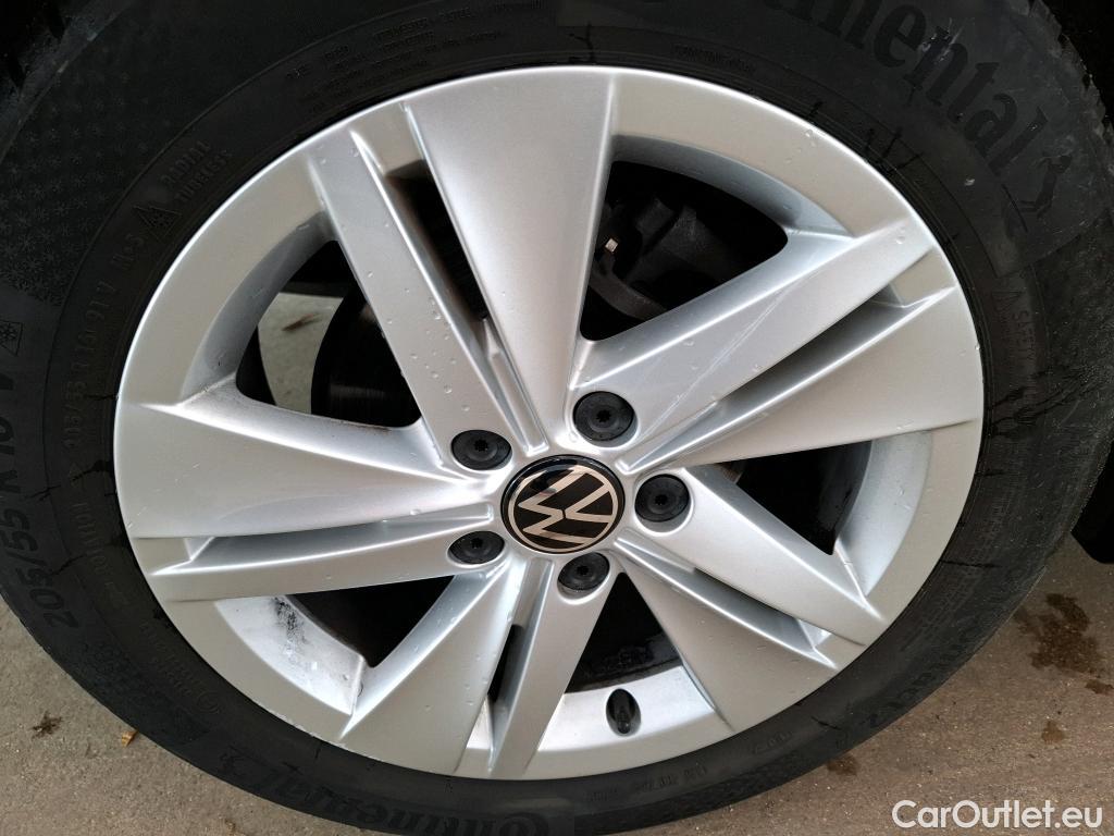  Volkswagen  Golf  VOLKSWAGEN SW / 2020 / 5P / Break 2.0 TDI SCR 115 DSG7 Life Business #14