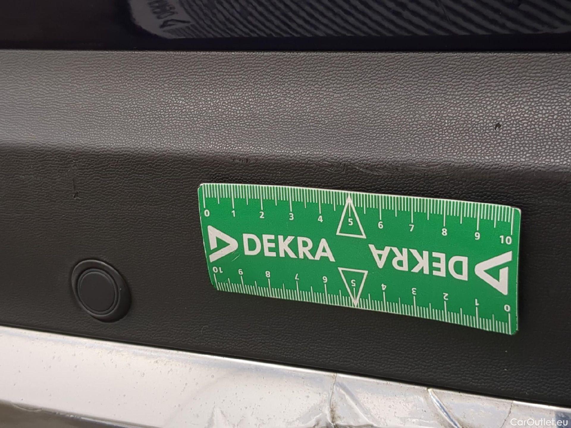  Mercedes  G-Klasee MERCEDES-BENZ Classe GLC 5p SUV GLC 220 d Business 4Matic #37