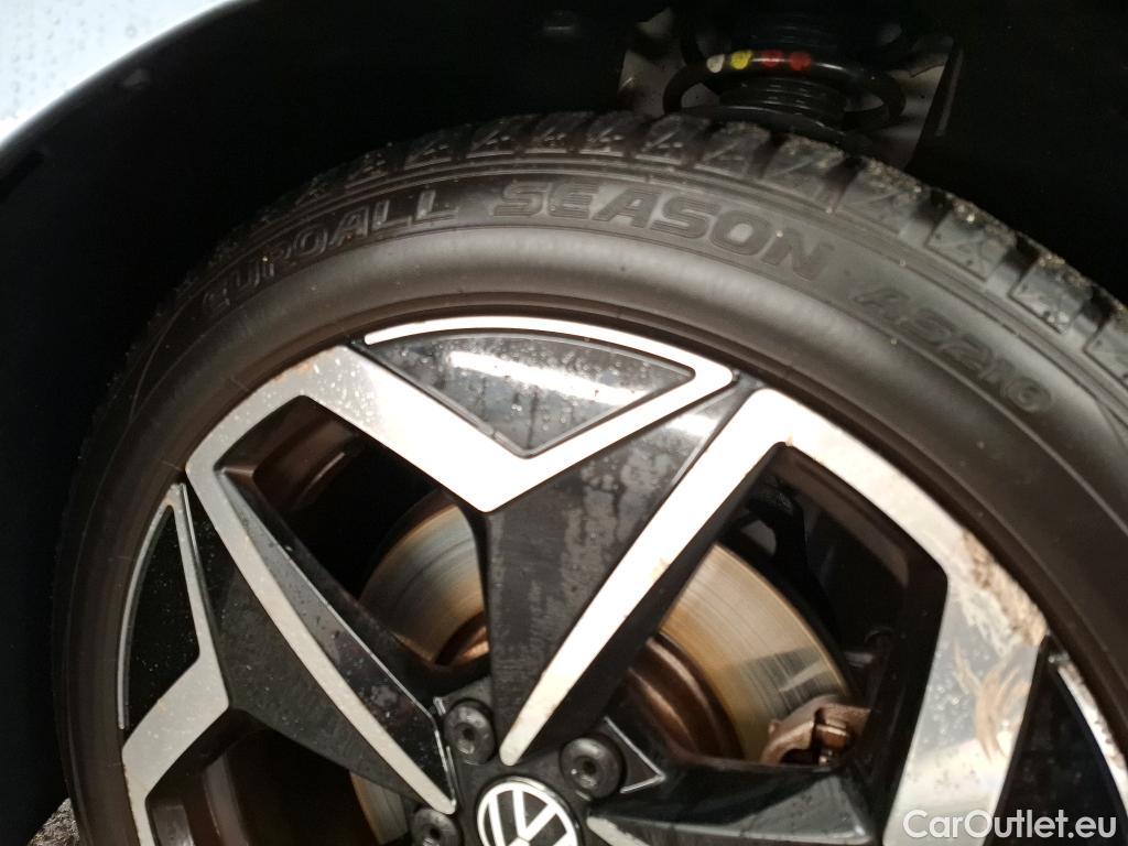  Volkswagen  ID.3  Pro S 77kWh BVA #44