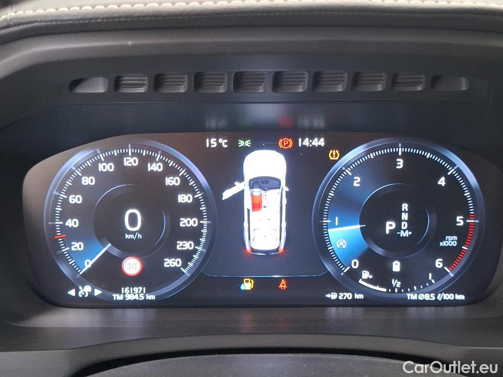  Volvo  XC90 VOLVO  / 2019 / 5P / SUV B5 AWD 235 Geartronic 8 Inscription Luxe #13