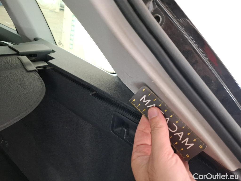  Volkswagen  Golf  VOLKSWAGEN SW / 2020 / 5P / Break 2.0 TDI SCR 115 DSG7 Life Business #9