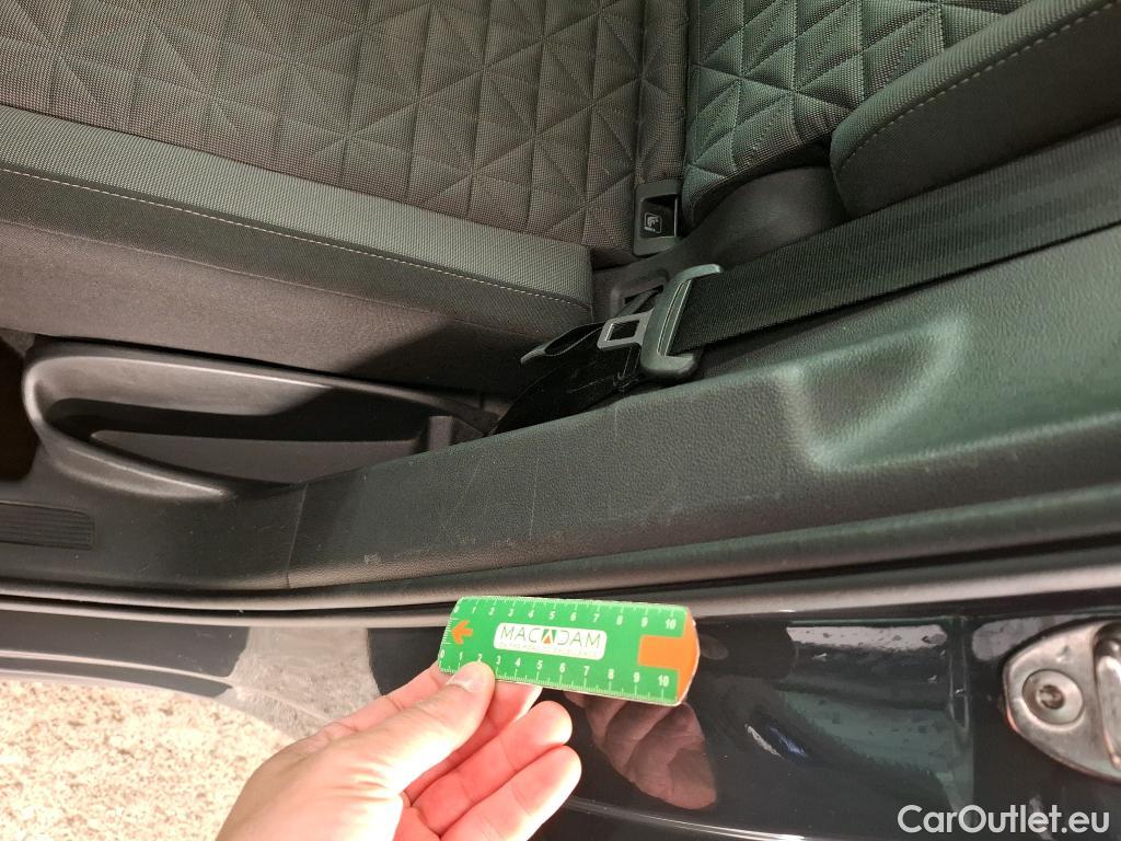  Volkswagen  Tiguan VOLKSWAGEN  / 2020 / 5P / SUV 2.0 TDI 150 BVM6 Life Business #11