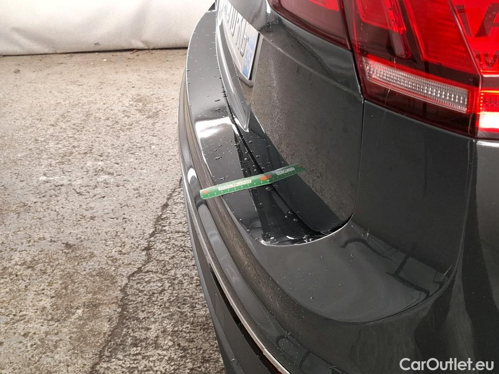  Volkswagen  Tiguan VOLKSWAGEN  / 2020 / 5P / SUV 2.0 TDI 150 BVM6 Life Business #10