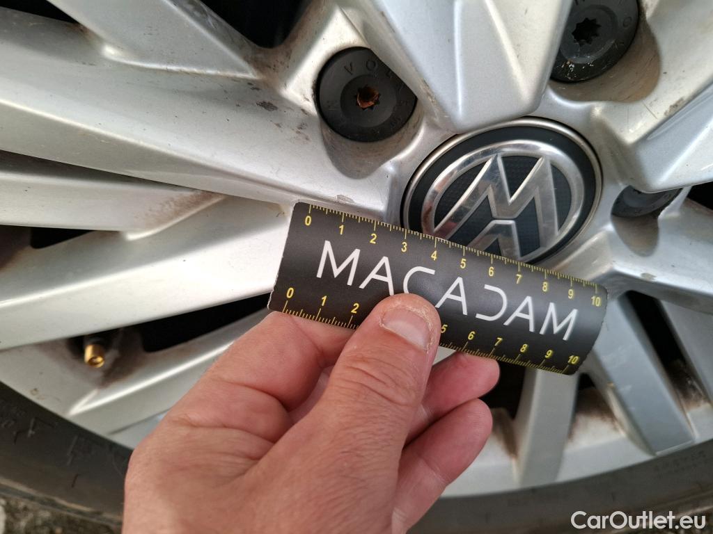  Volkswagen  T-ROC VOLKSWAGEN  5p SUV 1.6 TDI 115 LOUNGE BUSINESS #27