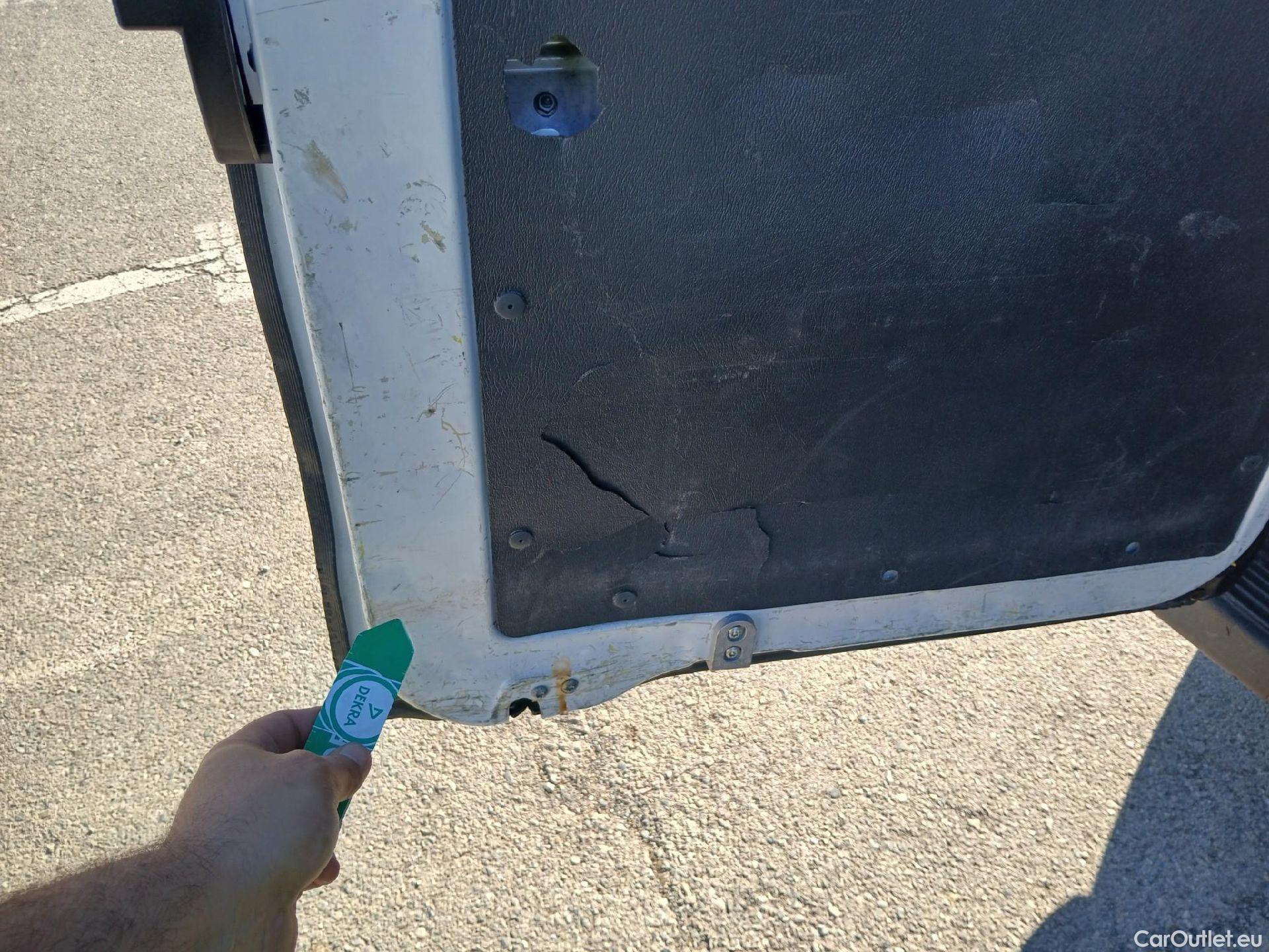  Peugeot  Boxer PEUGEOT  / 2014 / 4P / furgón 333 L2 H1 BHDI 103kW (140CV) S&S 6 V. M (AC) #18