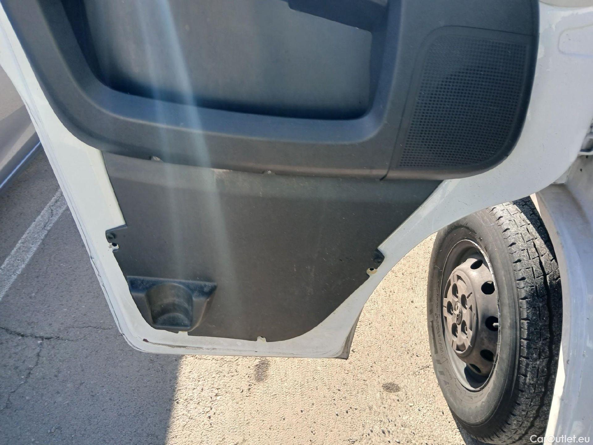  Peugeot  Boxer PEUGEOT  / 2014 / 4P / furgón 333 L2 H1 BHDI 103kW (140CV) S&S 6 V. M (AC) #7