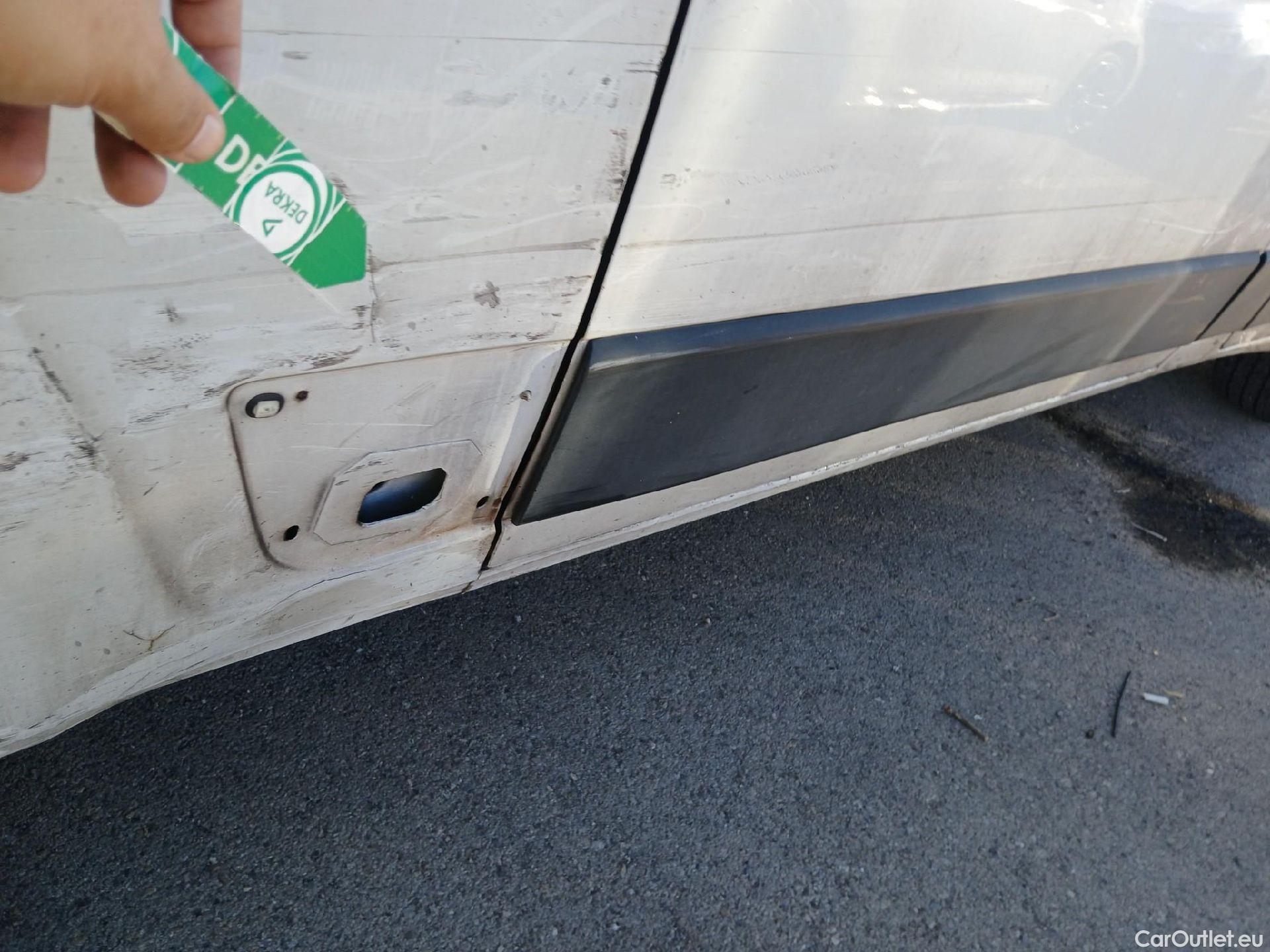  Peugeot  Boxer PEUGEOT  / 2014 / 4P / furgón 333 L2 H1 BHDI 103kW (140CV) S&S 6 V. M (AC) #82