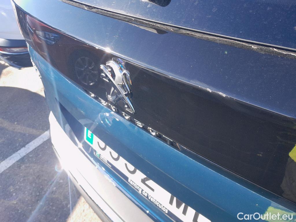  Peugeot  3008 PEUGEOT  / 2020 / 5P / todoterreno 1.5 BlueHDi 96kW S&S Allure Pack EAT8 #32