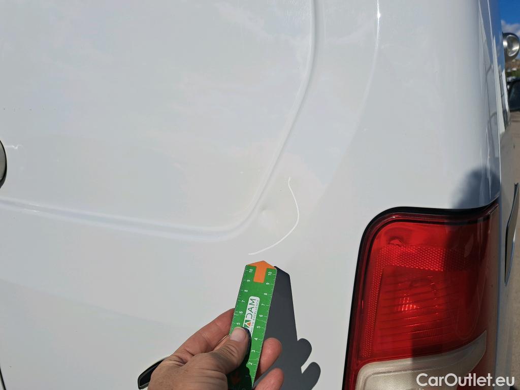  Citroen  Berlingo CITROEN  / 2018 / 3P / furgón derivado de turismo Talla M BlueHDi 100 WORKER #18