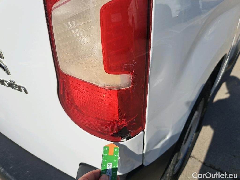  Citroen  Berlingo CITROEN  / 2018 / 3P / furgón derivado de turismo Talla M BlueHDi 100 WORKER #24