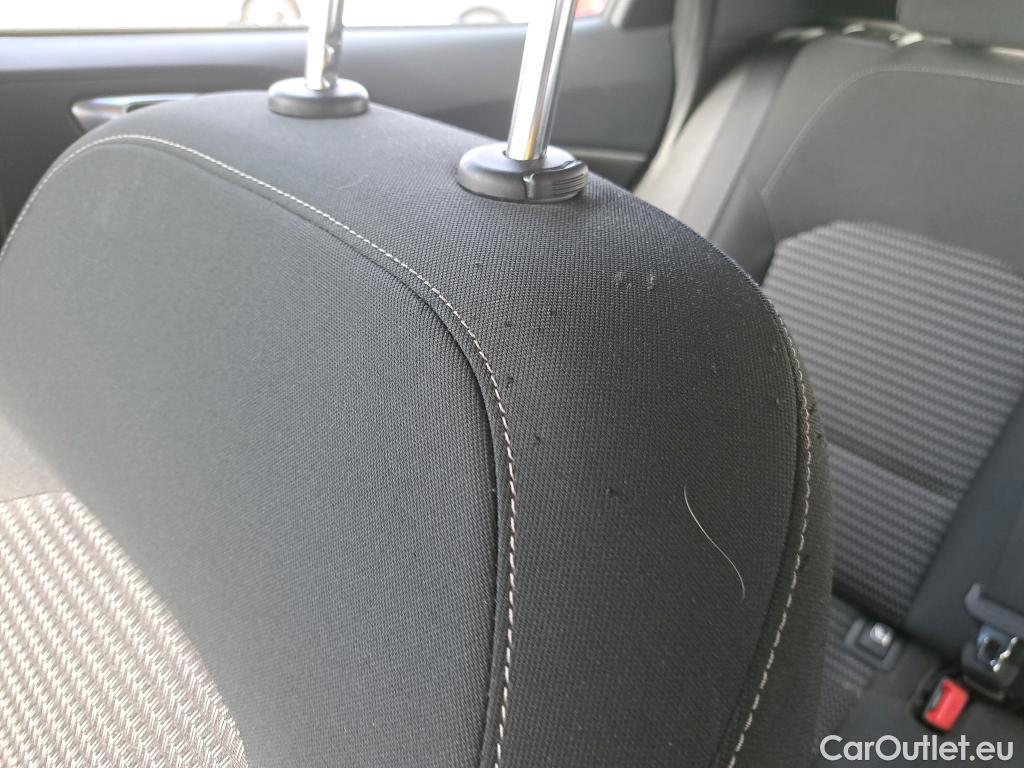  KIA  XCeed KIA  / 2019 / 5P / todoterreno 1.0 T-GDi Drive 88kW (120CV) #14