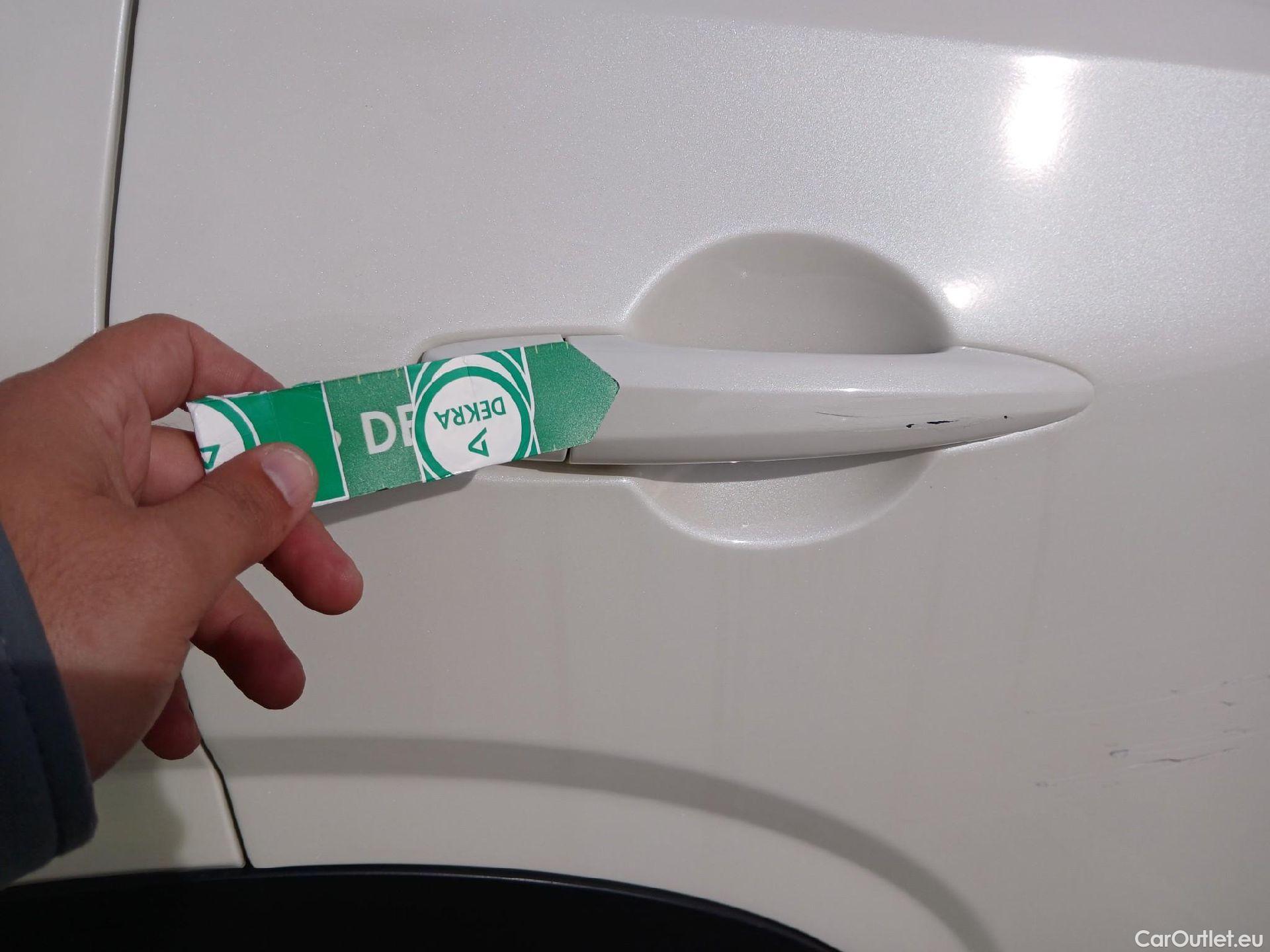  Nissan  Qashqai NISSAN  / 2021 / 5P / todoterreno DIG-T 103kW mHEV 4x2 Premiere Edition(SL) #21