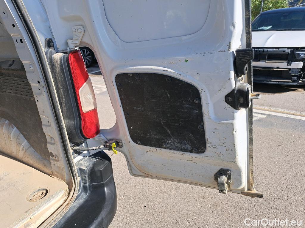  Citroen  Berlingo CITROEN  / 2018 / 3P / furgón derivado de turismo Talla M BlueHDi 100 WORKER #8