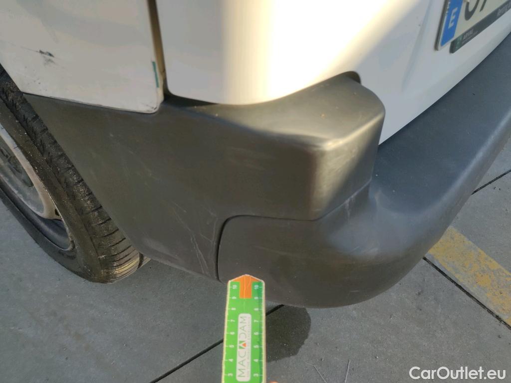  Opel  Combo OPEL  / 2018 / 3P / furgón derivado de turismo 1.5 TD 75kW (100CV) Express L H1 650kg #27