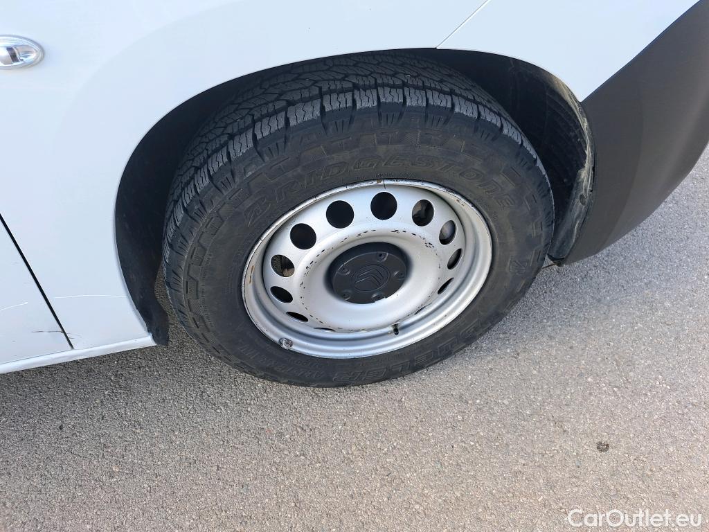  Citroen  Berlingo CITROEN  / 2018 / 3P / furgón derivado de turismo Talla M BlueHDi 100 WORKER #67