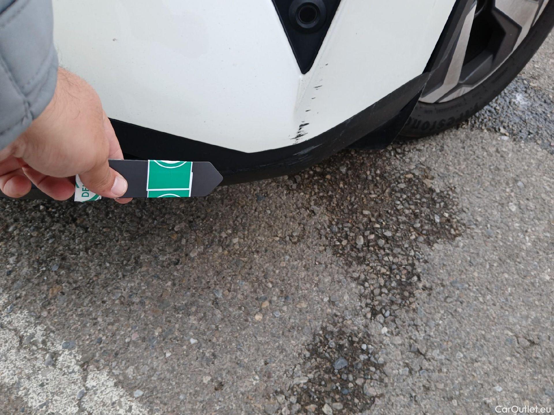  Nissan  Qashqai NISSAN  / 2021 / 5P / todoterreno DIG-T 103kW mHEV 4x2 Premiere Edition(SL) #8