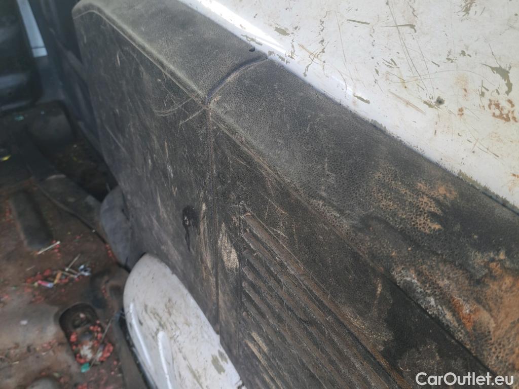  Peugeot  Partner PEUGEOT  / 2015 / 3P / furgón derivado de turismo Furgón Confort L1 BlueHDi 73KW (100CV) #72