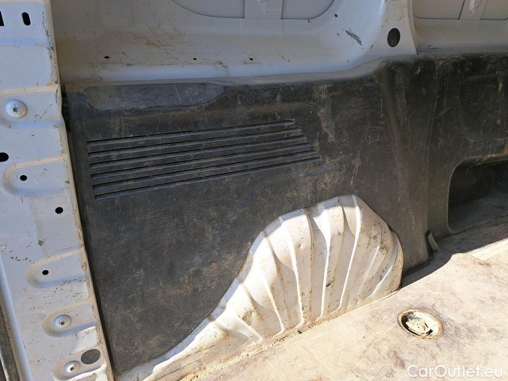  Citroen  Berlingo CITROEN  / 2018 / 3P / furgón derivado de turismo Talla M BlueHDi 100 WORKER #61