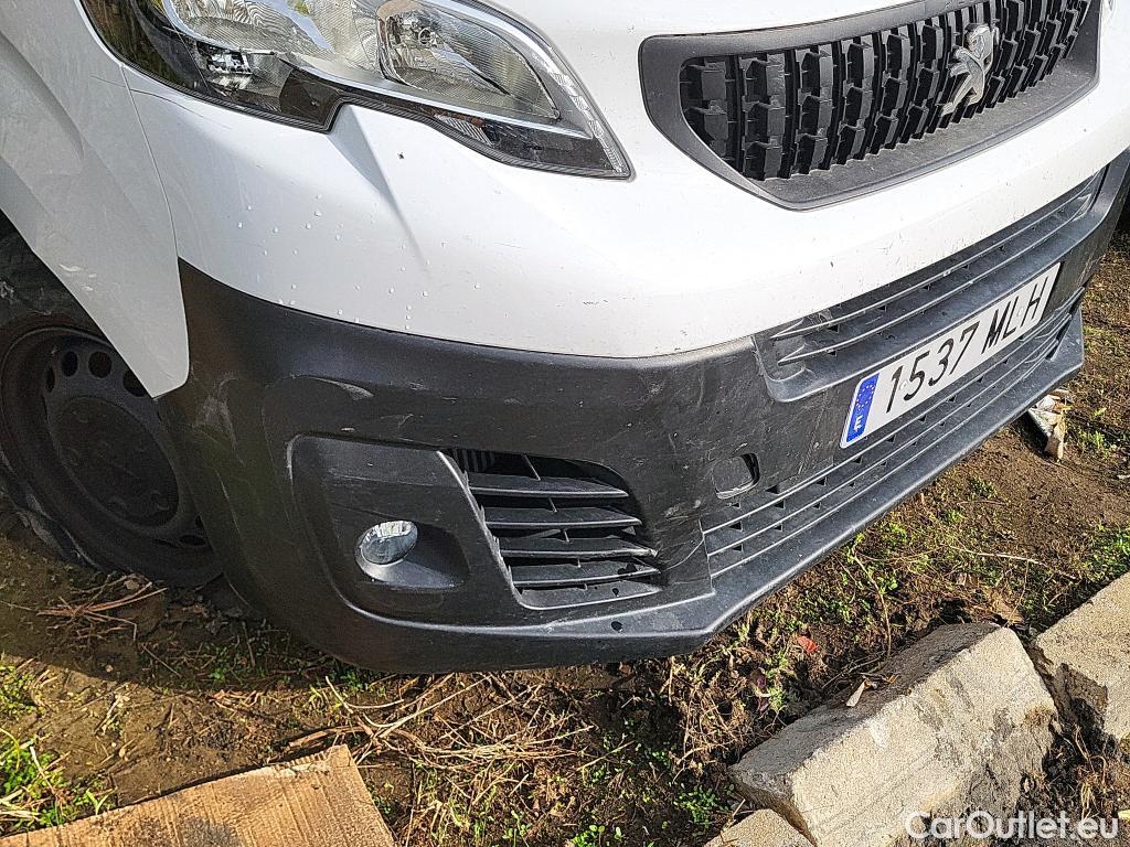  Peugeot  Expert PEUGEOT  / 2016 / 4P / furgón Furgón BlueHDi 100 S&S 6v Standard #44