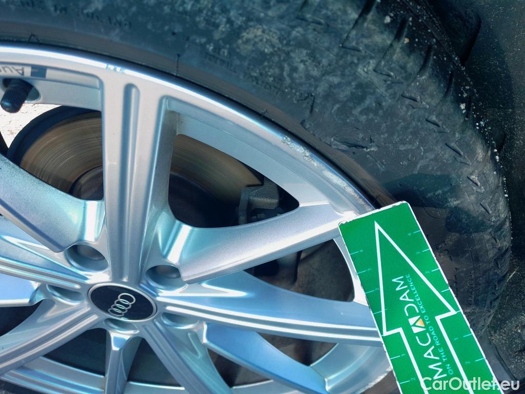  Audi  A3 AUDI  / 2020 / 5P / berlina con portón Sportback S line 40 TFSI e 150kW S tron #7