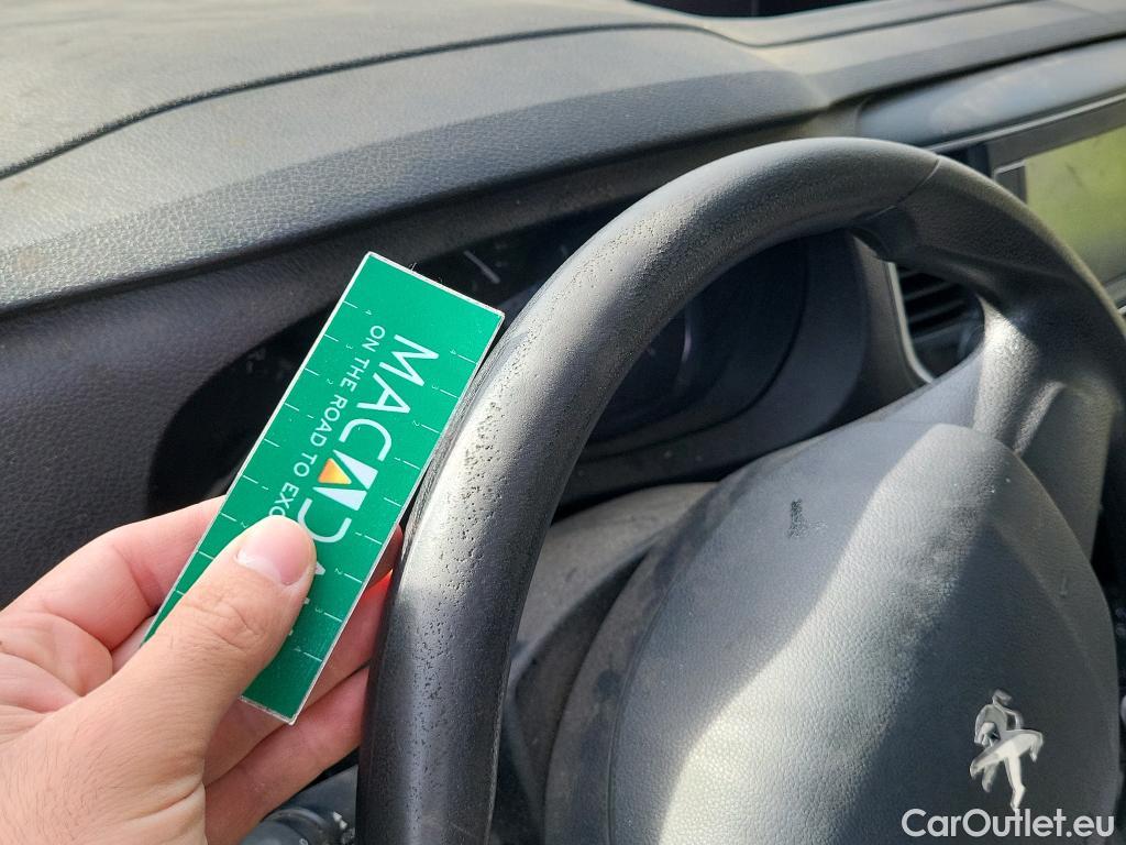  Peugeot  Expert PEUGEOT  / 2016 / 4P / furgón Furgón BlueHDi 100 S&S 6v Standard #49