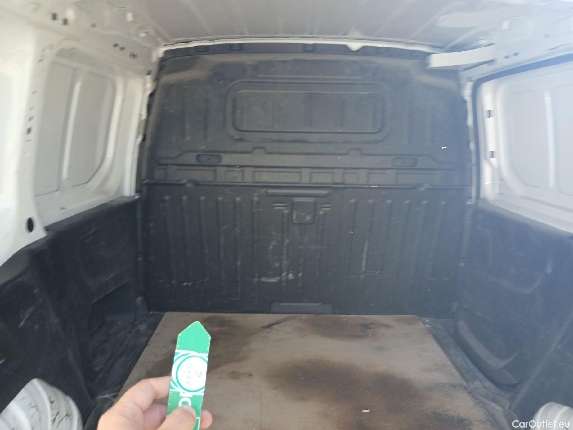  Citroen  Berlingo  Furgón Control M 1.5 100CV MT5 #9